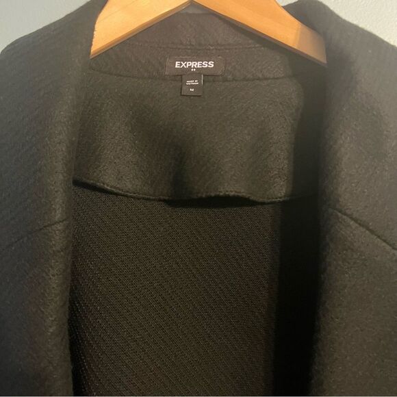 EXPRESS blazer for layering in cooler weather. Black Sz Medium women EUC - Picture 6 of 14